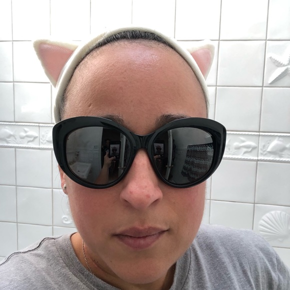 Sunglasses - Picture 4 of 4